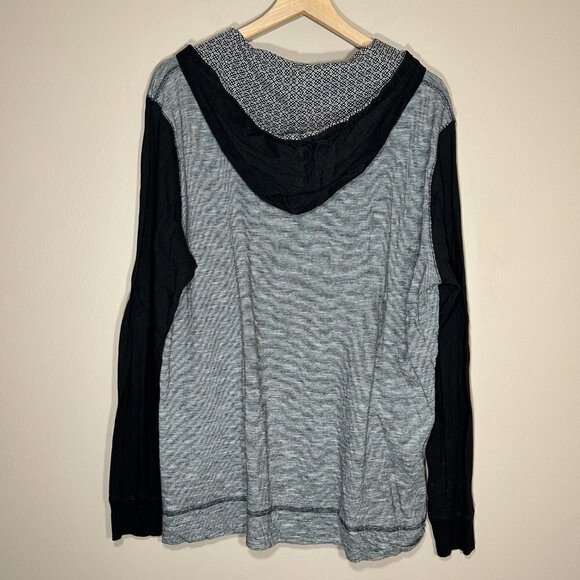 Men's L Airwalk Hooded Tee Gray Black Striped Long Sleeve Pockets - Picture 3 of 8